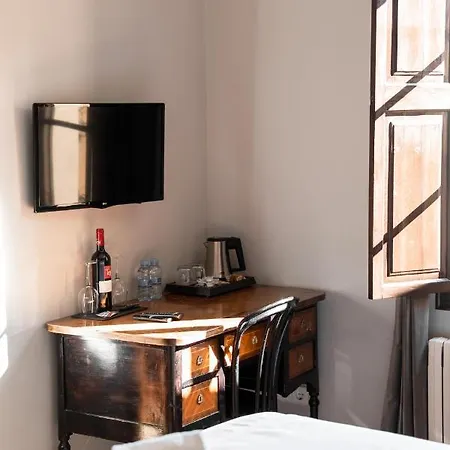 El Nido De Alaro - Turismo De Interior Hotel 3*